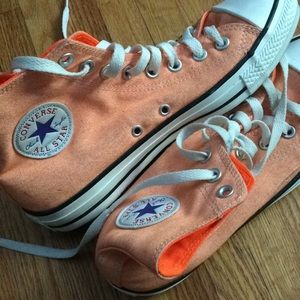 Like new! High top converse all-star orange shoes